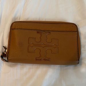 Tory Burch Wallet